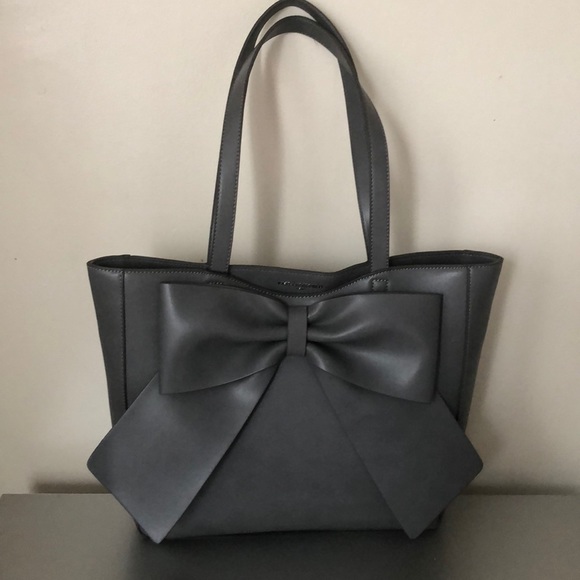 Karl Lagerfeld Handbags - ✨HP✨ Karl Lagerfeld Large Tote